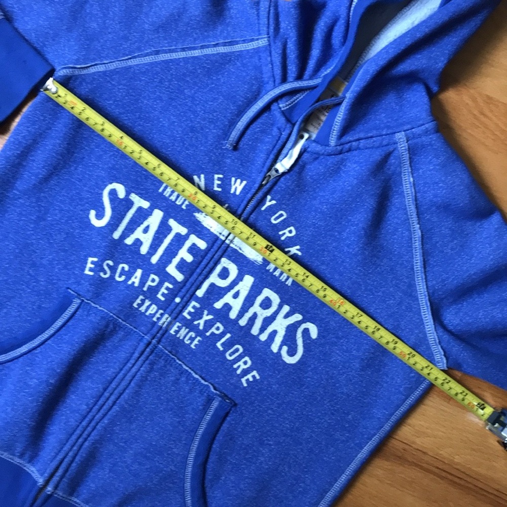 ZIP HOODIE - Picture 5 of 10